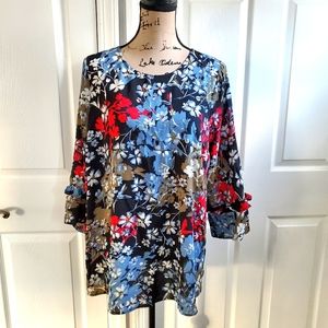 Motherhood maternity bold floral 3/4 sleeve top